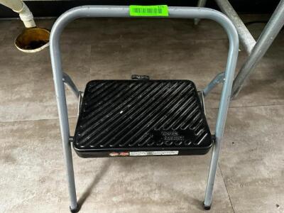 DESCRIPTION SINGLE STEP FOLDING STOOL LOCATION KITCHEN QTY 1