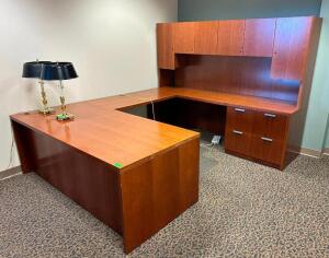 U-SHAPED DESK WITH HUTCH