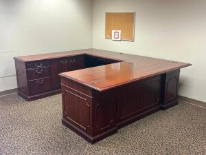 8' MULTI PIECE COMPLETE DESK SET WITH KEYS AND ACCESSORIES