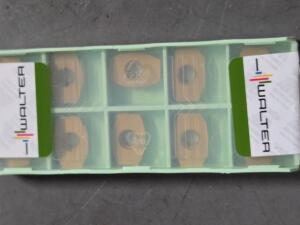 DESCRIPTION: (30) CARBIDE MILLING INSERTS BRAND/MODEL: WALTER P2000-5516582 WAP35 RETAIL$: $450.00 QTY: 30