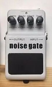 DESCRIPTION: (1) NOISE GATE GUITAR PEDAL BRAND/MODEL: CARLSBRO RETAIL$: $57.85 QTY: 1