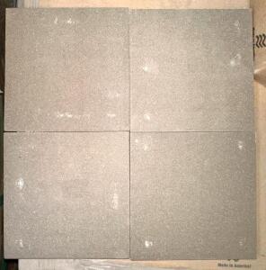 (599)- SQUARE FOOT OF GRAY QUARRY TILE