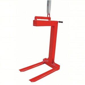 DESCRIPTION: (1) PALLET LIFTER BRAND/MODEL: DAYTON #22UZ82 INFORMATION: RED SIZE: 4400 LB CAPACITY RETAIL$: $6792.61 EA QTY: 1