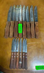 (14) STEAK KNIVES