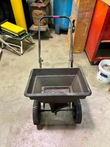 FERTILIZER SPREADER