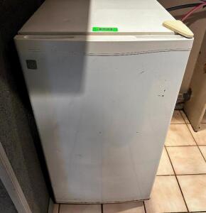 GE MINI FRIDGE.