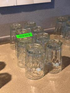 (8) - BEVERAGE GLASSWARE