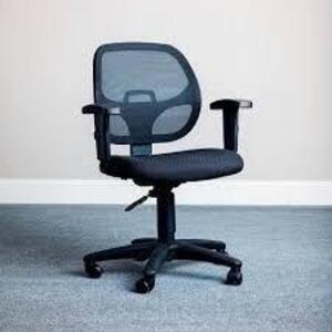 DESCRIPTION: (1) LOT OF OFFICE CHAIR PARTS INFORMATION: MUST COME INSPECT SIZE: IMAGES ARE FOR ILLUSTRATION PURPOSES ONLY AND MAY NOT BE AN EXACT REPR