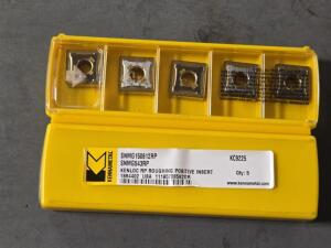 DESCRIPTION: (10) SNMG543RP CARBIDE ROUGHING POSITIVE INSERTS BRAND/MODEL: KENNAMETAL SNMG150612RP KC9225 RETAIL$: $721.20 QTY: 10