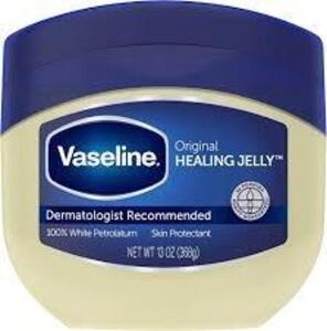 DESCRIPTION: (4) PETROLEUM JELLY GEL BRAND/MODEL: VASELINE INFORMATION: CLEAR SIZE: 13 OZ RETAIL$: $9.64 EA QTY: 4