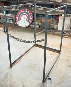 STEEL MATERIAL FRAME WITH CHAIN