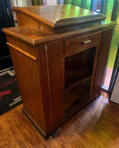 SOLID WOOD HOSTESS STAND