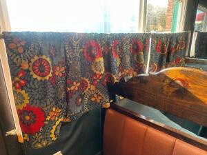 MID CENTURY FLORAL PATTERN DRAPES.