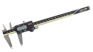 DESCRIPTION: (1) 4-WAY DIGITAL CALIPER BRAND/MODEL: MITUTOYO 500-197-30 INFORMATION: MUST INSPECT SIZE: 0-8" RETAIL$: $288.89