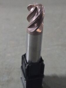 DESCRIPTION: (2) CARBIDE END MIL BRAND/MODEL: FULLERTON 37632 SIZE: 1/2" DIA 5.8" LOC RETAIL$: $126.00 QTY: 2