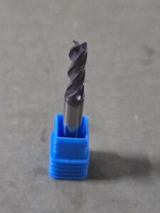 DESCRIPTION: (2) SOLID CARBIDE SQ END MILL BRAND/MODEL: WIDIN ZE504050 SIZE: 5mm RETAIL$: $61.90 QTY: 2