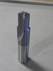 DESCRIPTION: (2) CARBIDE DRILL BITS BRAND/MODEL: CTE T1101 QTY: 2