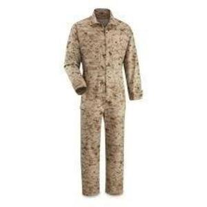 DESCRIPTION: (5) DESERT COVERALL BRAND/MODEL: DOGS INFORMATION: DESERT CAMO SIZE: XL RETAIL$: $80.00 EA QTY: 5