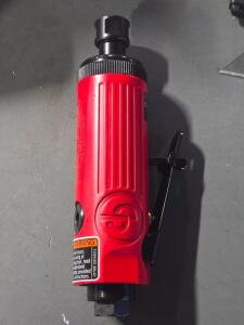 DESCRIPTION: (1) AIR DIE GRINDER BRAND/MODEL: CHICAGO PNEUMATIC CP872 SIZE: 1/4" COLLET 1/4" INLET RETAIL$: $113.37 QTY: 1