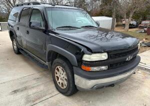 2004 CHEVY SUBURBAN Z71