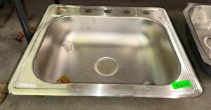 STAINLESS STEEL SINK