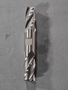 DESCRIPTION: (1) DE SQ END MILL BRAND/MODEL: HERTEL 41117714 SIZE: 15/16" DI A1-7/8" LOC RETAIL$: $107.63 QTY: 1