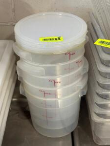 (5) 6 QT PLASTIC CONTAINERS W/ LIDS