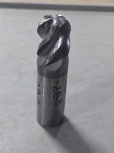 DESCRIPTION: (1) SOLID CARBIDE CORNER RADIUS END ILL BRAND/MODEL: ACCURPO 42514463 INFORMATION: SAYS RADIUS OF .250 ON PKG BUT HAS .280"RAD WRITTEN ON