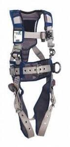 DESCRIPTION: (1) FULL BODY HARNESS BRAND/MODEL: 3M #1112566 SIZE: MEDIUM RETAIL$: $668.23 EA QTY: 1