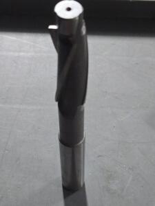 DESCRIPTION: (1) HSS SOLID PILOT COUNTERBORE BRAND/MODEL: VC 08862328 SIZE: 25/32" DIA 17/32" PILOT RETAIL$: $37.00 QTY: 1