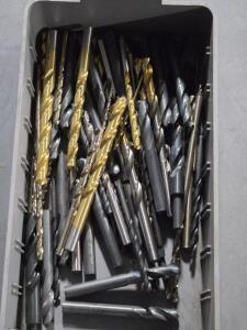 DESCRIPTION: (1) BIN OF ASSORTED LOOSE DRILL BITS BRAND/MODEL: ASSORTED QTY: 1