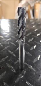 DESCRIPTION: (10) 3/8 EXOCARB DIAMOND COATED SQUARE END MILL BRAND/MODEL: OSG/70411416 INFORMATION: 4-FLUTE RETAIL$: $ 354.90, SIZE: 3/8" QTY: 10