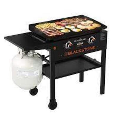 DESCRIPTION: ADVENTURE READY 2-BURNER 28" GRIDDLE COOKING STATION BRAND/MODEL: BLACKSTONE RETAIL$: $300.00 LOCATION: WAREHOUSE QTY: 1