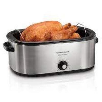 DESCRIPTION: 28 LB TURKEY ROASTER OVEN, STAINLESS STEEL BRAND/MODEL: HAMILTON BEACH RETAIL$: $59.99 LOCATION: WAREHOUSE QTY: 1