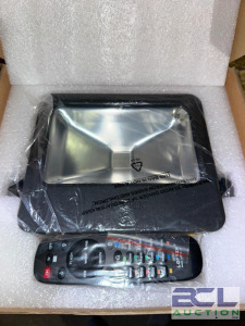LOFTEK 50W LED COLOR CHANGING LIGHT WITH REMOTE.