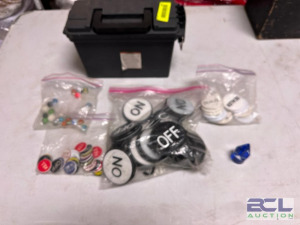 ASSORTED CASINO GAME ACCESSORIES