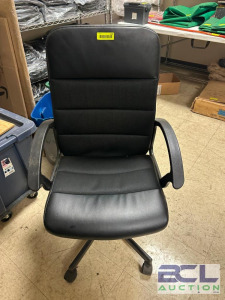 OFFICE CHAIR