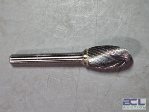 DESCRIPTION: (4) SOLID CARBIDE OVAL BURRS BRAND/MODEL: WESTWARD 19D709 SIZE: 1/2 X 7/8" HEAD 1/4" SD RETAIL$: $127.24 QTY: 4