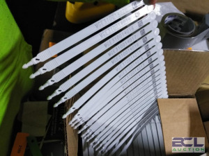 DESCRIPTION: (1) CASE OF SEAL TAGS INFORMATION: SEE INSPECTION, WHITE QTY: 1