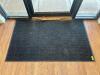 FLOOR MAT