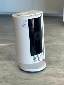 (3) - WIFI SECURITY CAMERAS