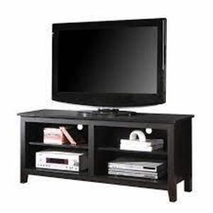 DESCRIPTION: (1) TV CONSOLE BRAND/MODEL: SIMPLE WOOD #W58CSPBL INFORMATION: BLACK RETAIL$: $163.00 SIZE: 58" QTY: 1