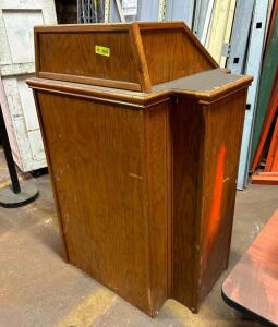 WOODEN PODIUM