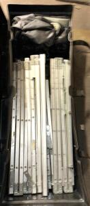 9'X12' PROJECTOR SCREEN WITH HARD CASE