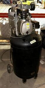 21 GALLON VERTICAL AIR COMPRESSOR