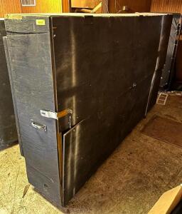 LARGE POOL TABLE ROAD CASE