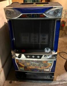 SLOT MACHINE GAME