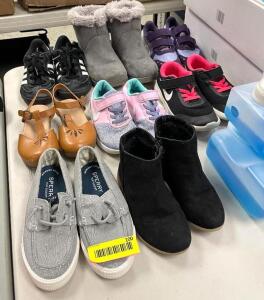 LARGE ASSORTMENT OF KIDS SHOES