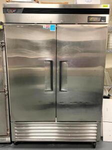 TURBO AIR TWO DOOR REACH IN FREEZER MODEL TSF-49-SD.