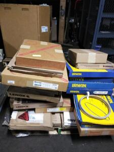 DESCRIPTION: (1) MISC PALLET OF BAND SAW BLADES BRAND/MODEL: MANY INFORMATION: SEE INSPECTION QTY: 1